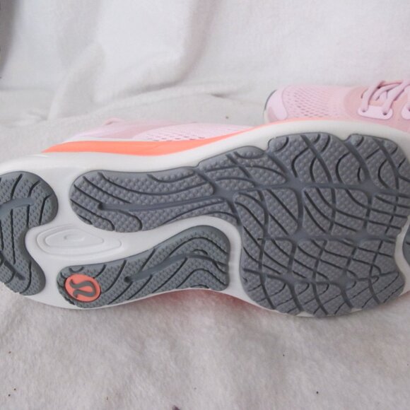 NEW in Box -  Lululemon Blissfeel Run Shoes - 7 - Picture 9 of 11